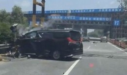 梅州车祸爆料新闻视频最新,视频揭露事故现场惊心瞬间